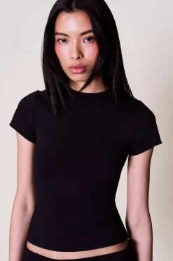 GUIZIO Body Tee- Tees|Short Sleeve Tops