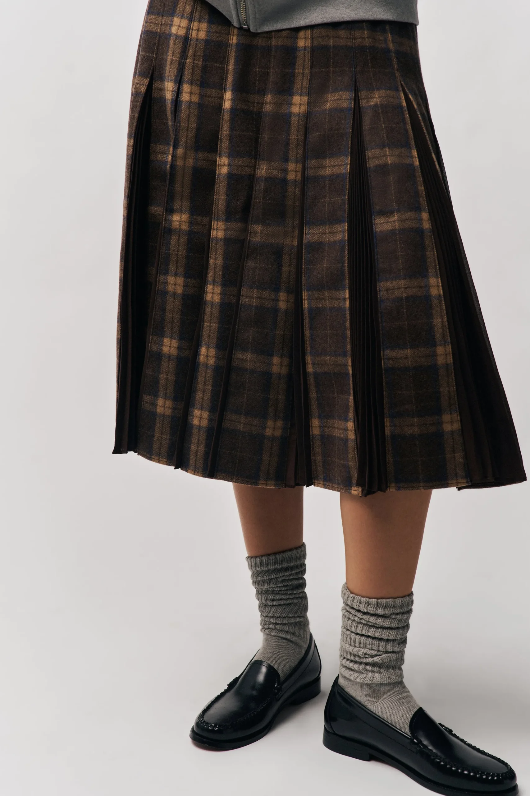 GUIZIO Gibson Chiffon Pleated Skirt- Midi Skirts|Skirts