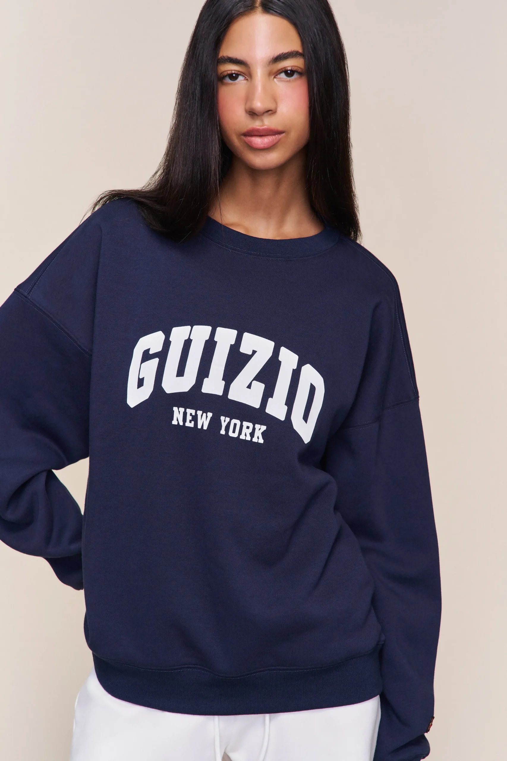 GUIZIO Fleece Crewneck- Sweaters|Sweatshirts & Hoodies