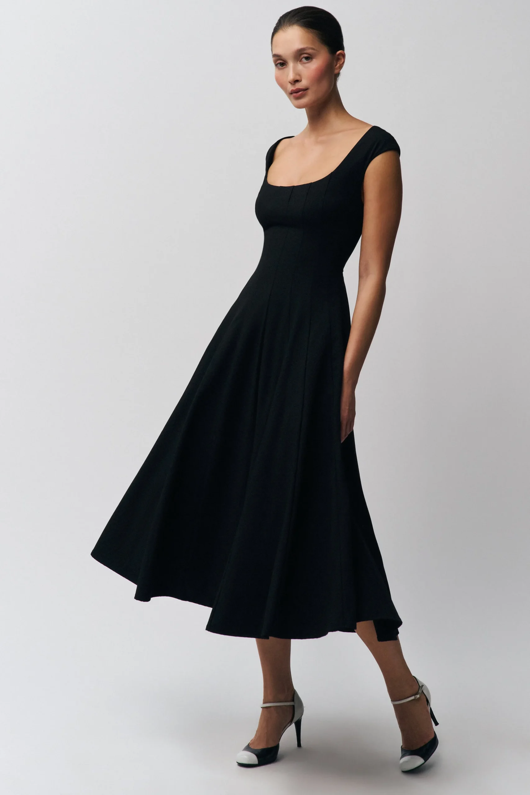 GUIZIO Leila Dress- Midi Dresses|Dresses