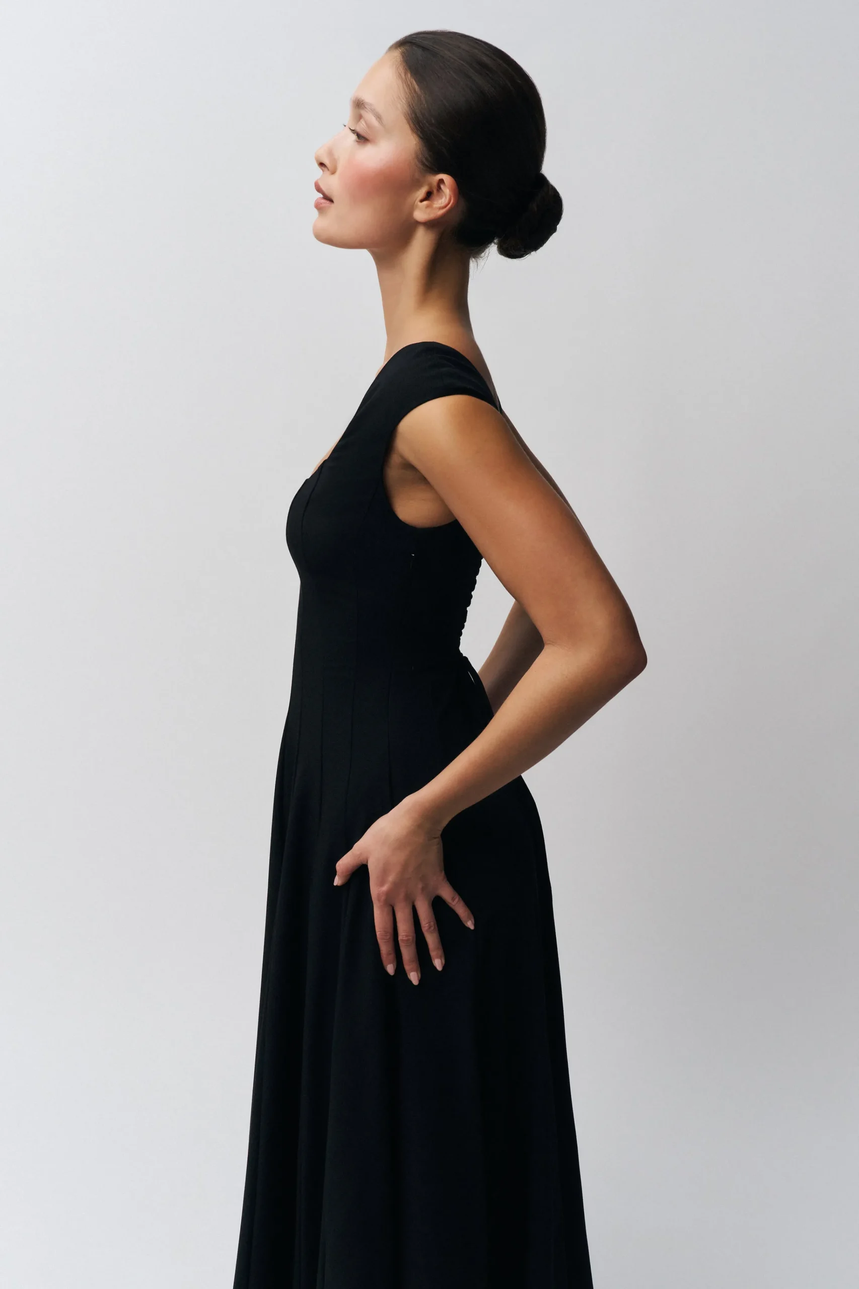 GUIZIO Leila Dress- Midi Dresses|Dresses