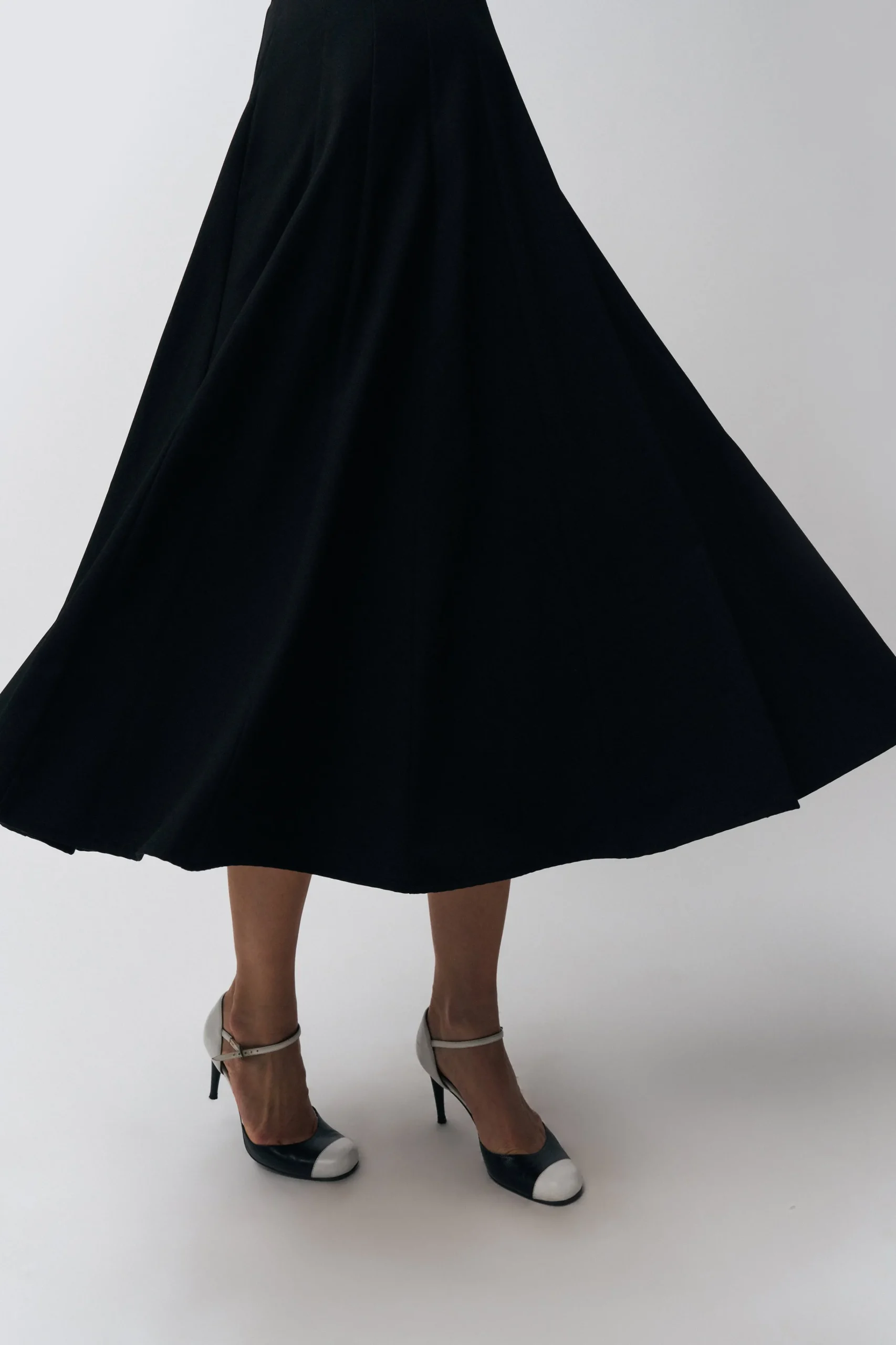 GUIZIO Leila Dress- Midi Dresses|Dresses