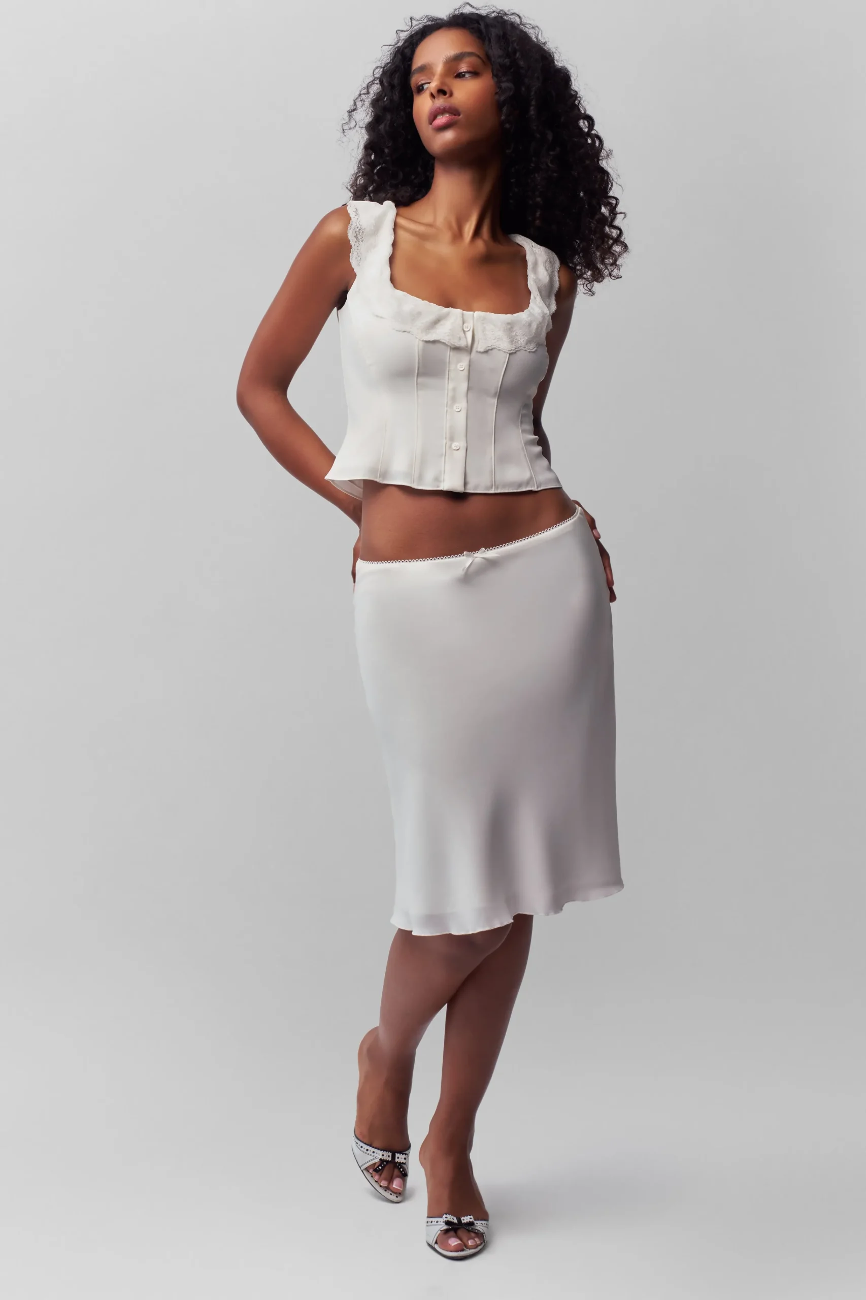 GUIZIO Paloma Lace Top- Sleeveless Tops|Tops