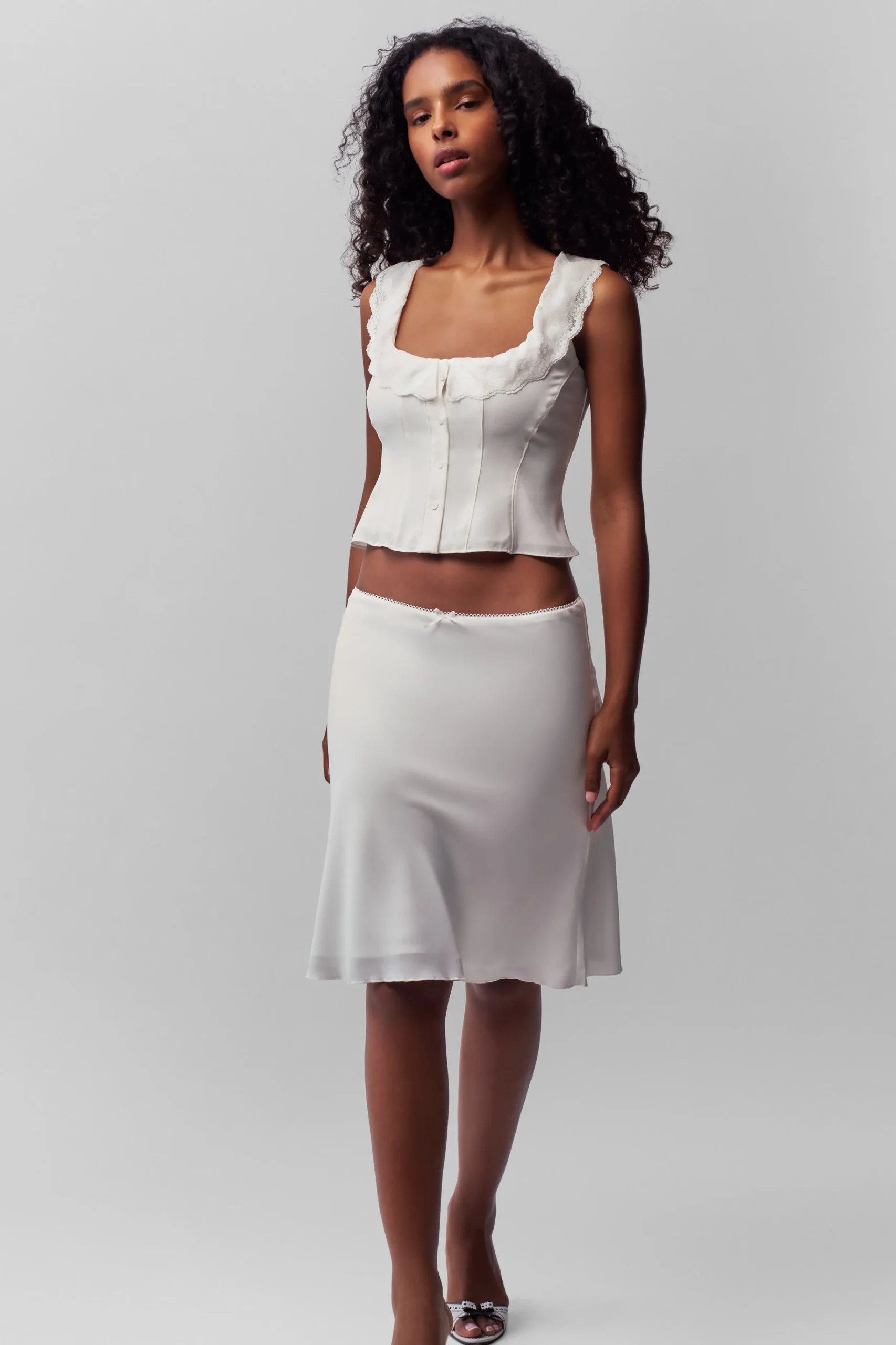 GUIZIO Paloma Lace Top- Sleeveless Tops|Tops