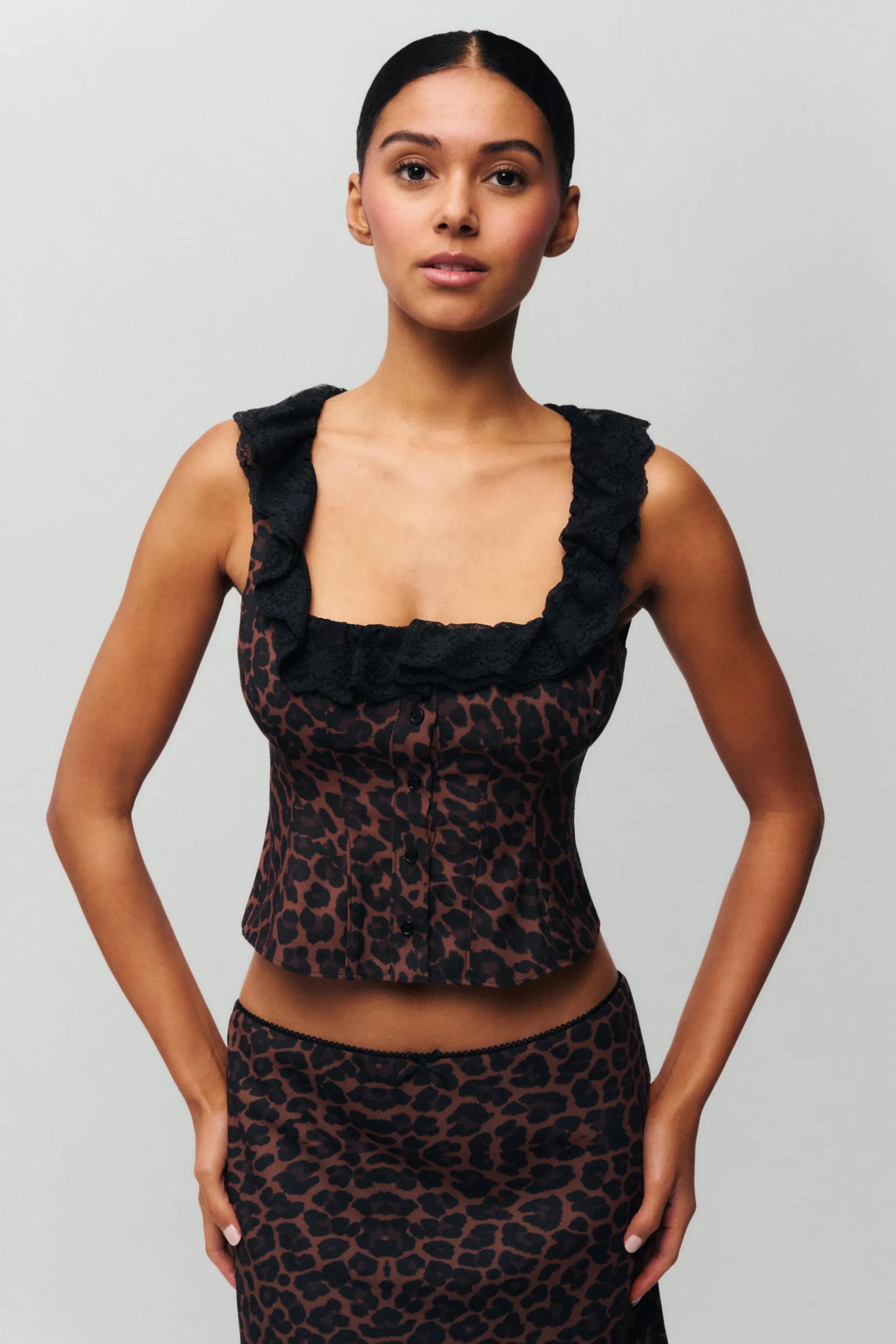 GUIZIO Paloma Lace Top- Sleeveless Tops|Tops