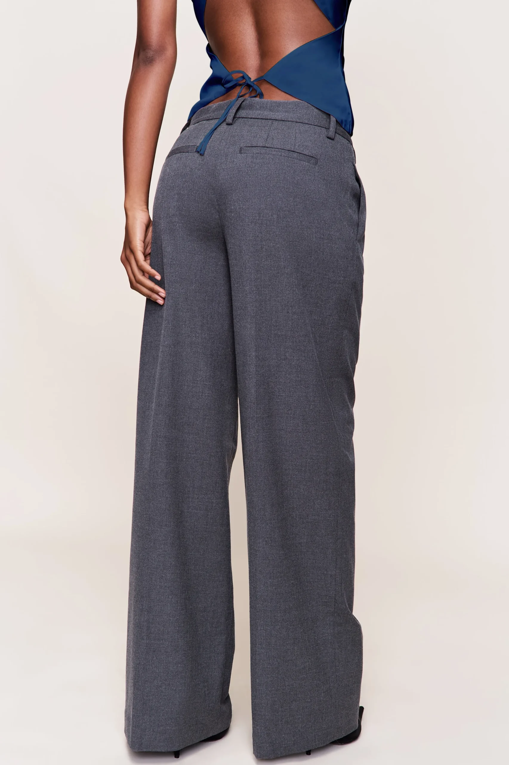 GUIZIO Regine Cowl Neck Top- Sleeveless Tops|Tops