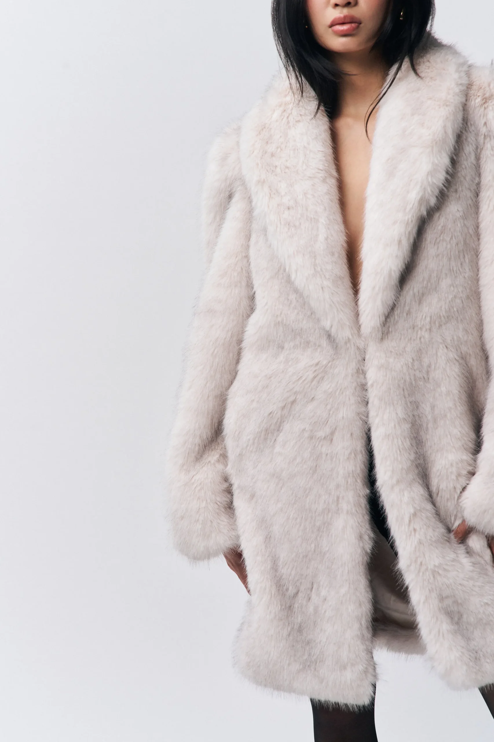 GUIZIO Roxie Faux Fur Coat- Jackets