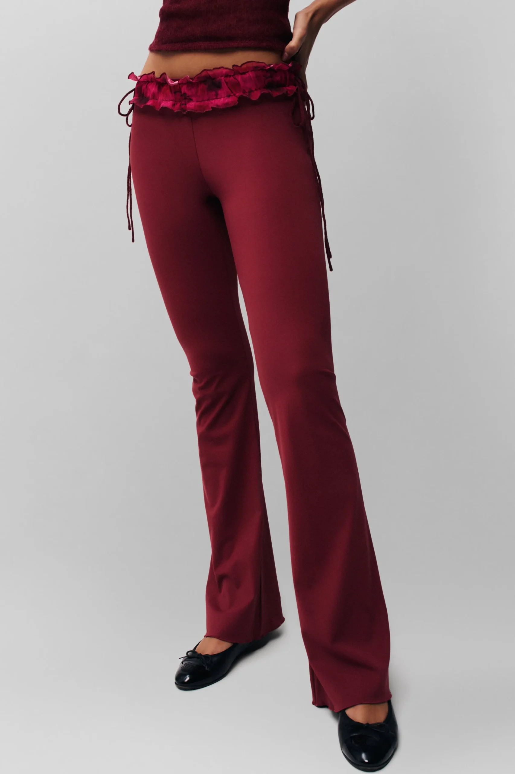 GUIZIO Ruched Side Tie Stretch Pant- Pants