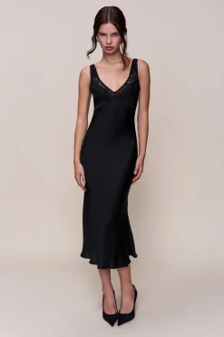 GUIZIO Scaosi Lace Detail Slip Dress- Long Dresses|Dresses