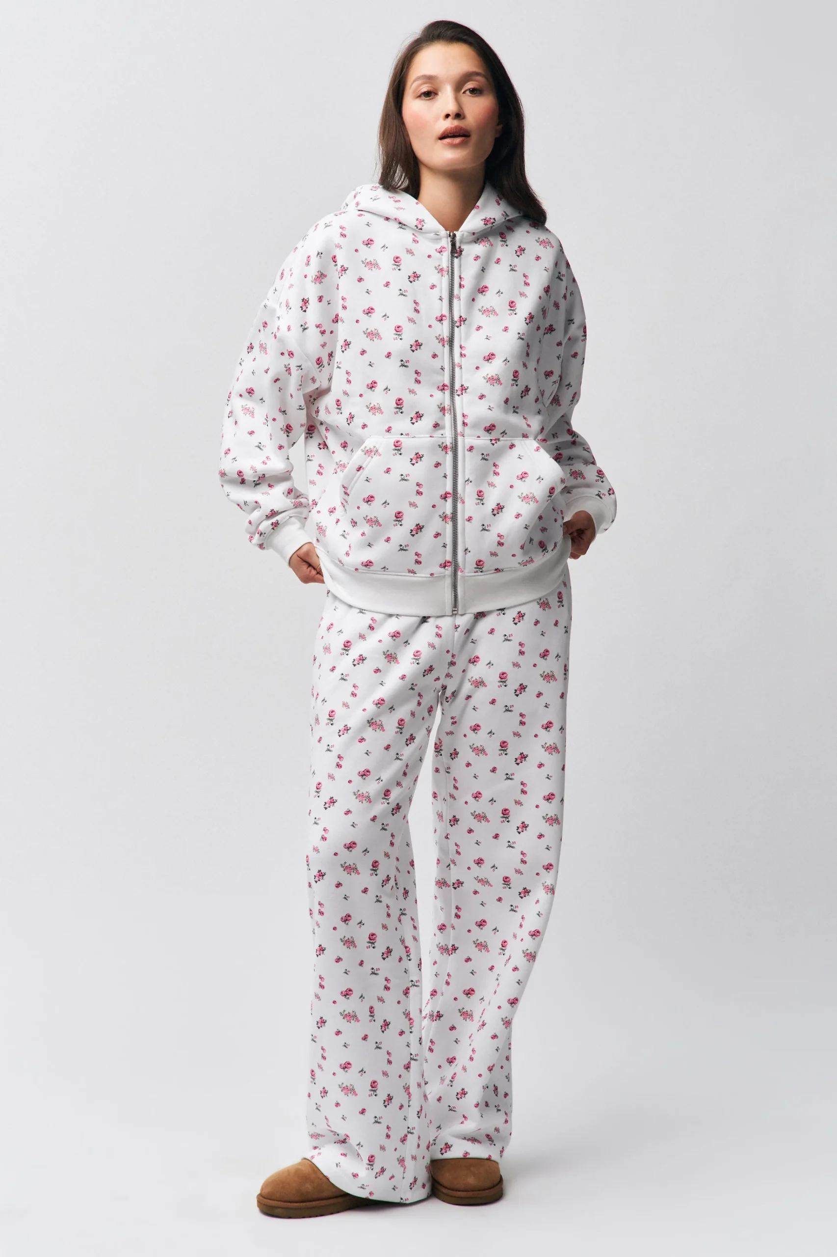 GUIZIO Zip Up Hoodie- Sweaters|Sweatshirts & Hoodies