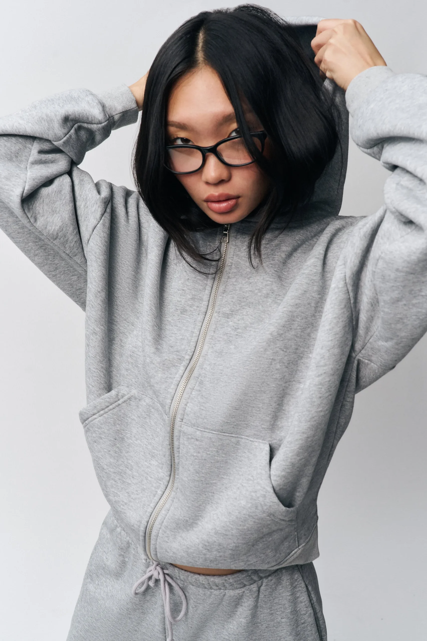 GUIZIO Zip Up Hoodie- Sweaters|Sweatshirts & Hoodies